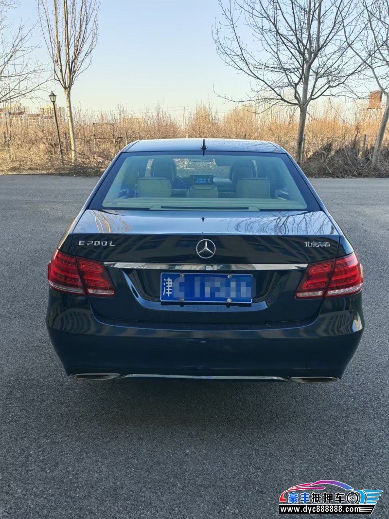 16年奔驰E轿车抵押车出售