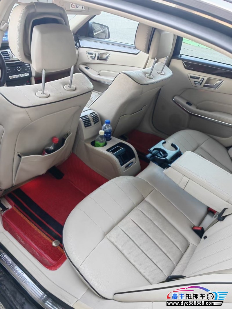 16年奔驰E轿车抵押车出售