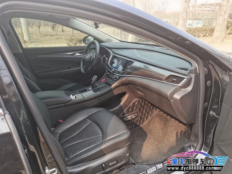 20年别克君越轿车抵押车出售