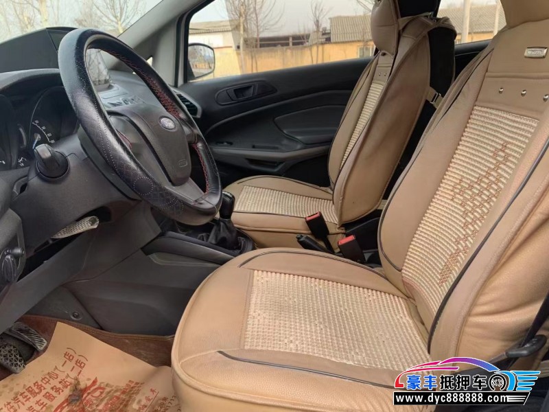 17年福特翼搏轿车抵押车出售