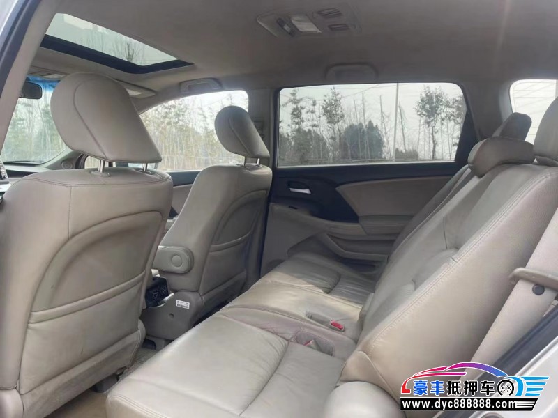 13年本田奥德赛轿车抵押车出售