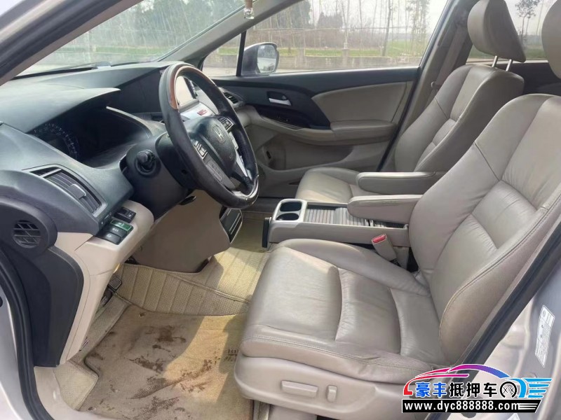 13年本田奥德赛轿车抵押车出售