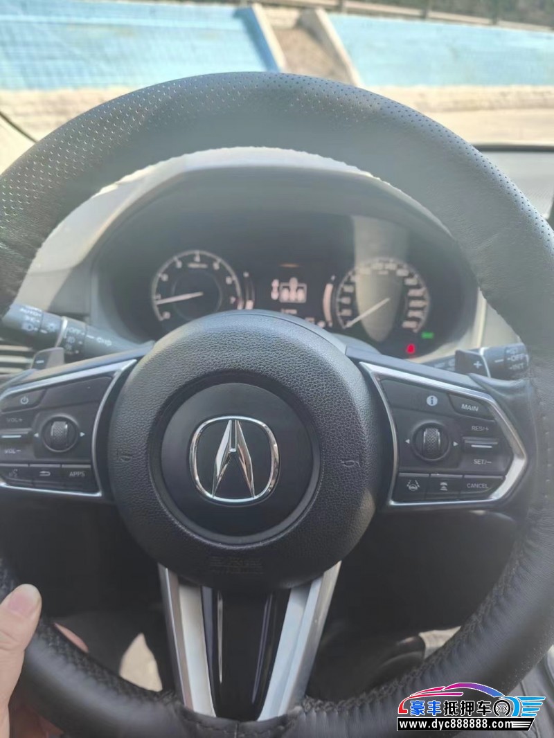 20年讴歌RDX轿车抵押车出售