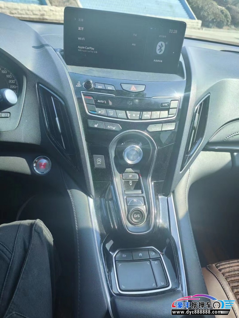 20年讴歌RDX轿车抵押车出售