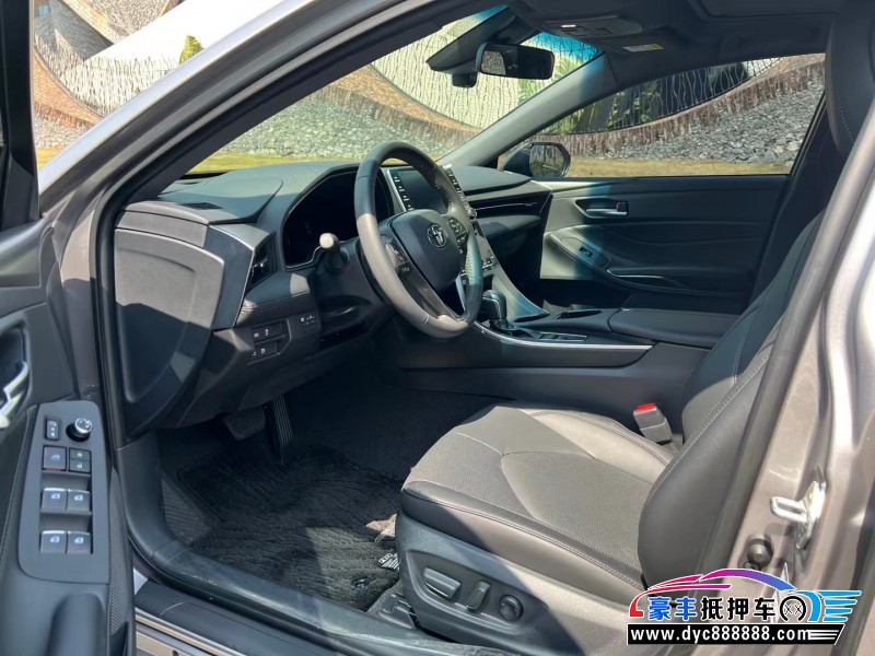 21年丰田亚洲龙轿车抵押车出售