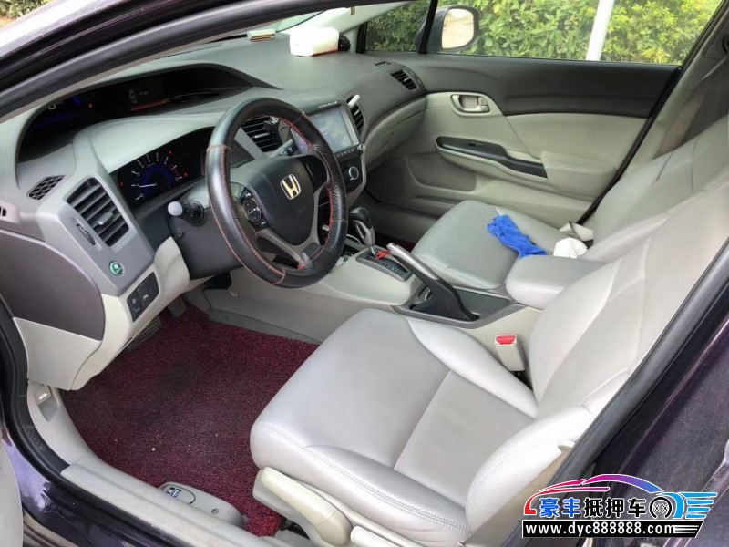 12年本田思域轿车抵押车出售