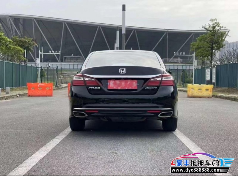 17年斯柯达速派轿车抵押车出售