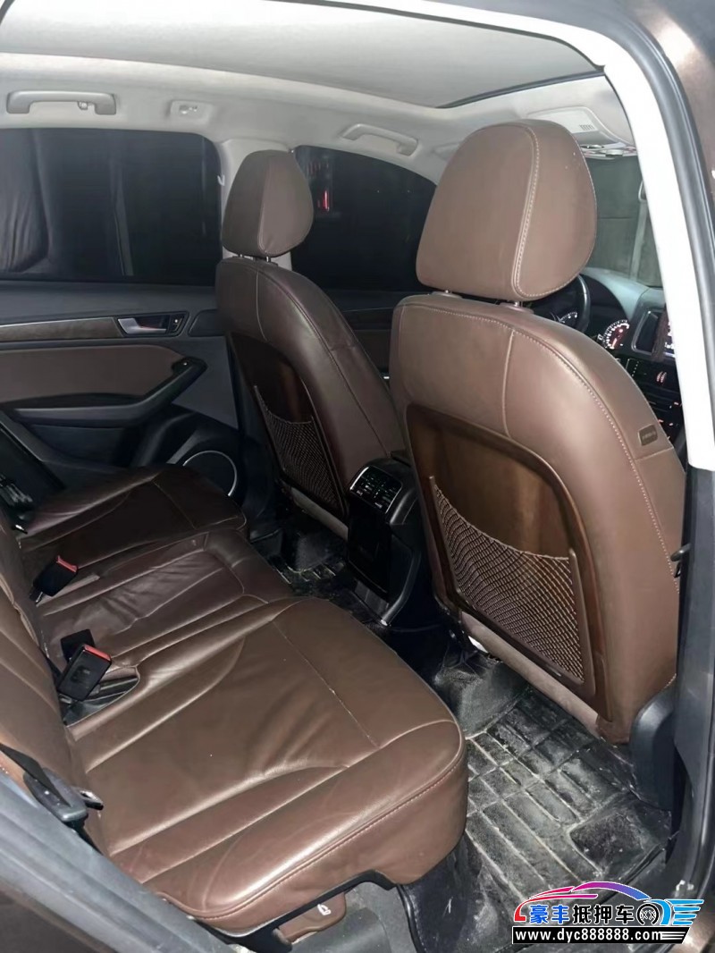 15年奥迪Q5SUV抵押车出售