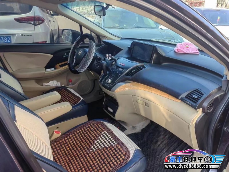 13年本田奥德赛MPV抵押车出售