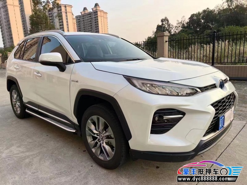 22年丰田威兰达轿车抵押车出售