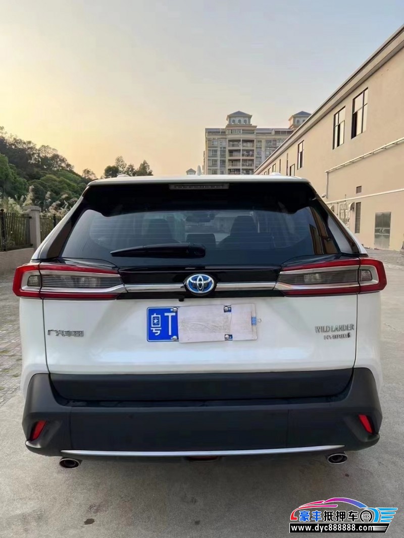 22年丰田威兰达轿车抵押车出售