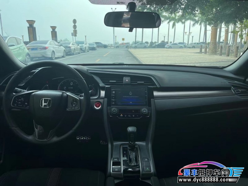 22年本田思域轿车抵押车出售