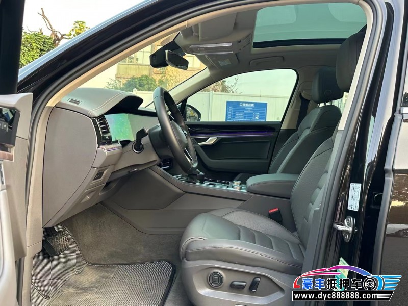 21年大众途锐轿车抵押车出售