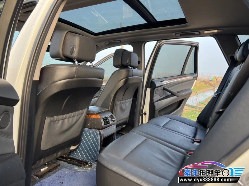 13年宝马X5SUV抵押车出售