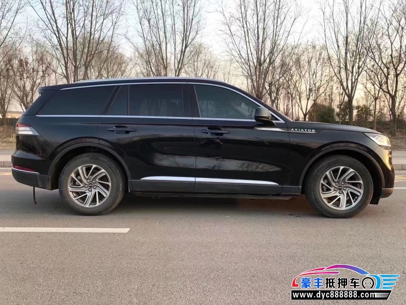 21年林肯飞行家轿车抵押车出售