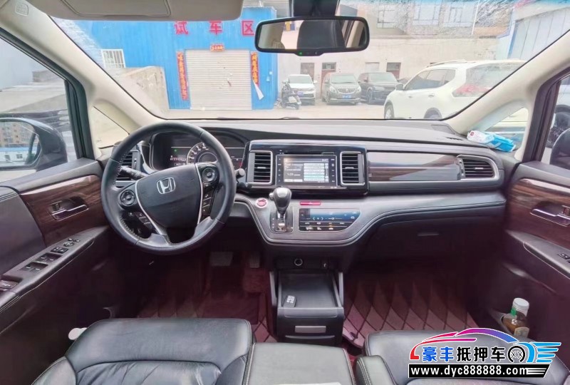 16年本田艾力绅轿车抵押车出售