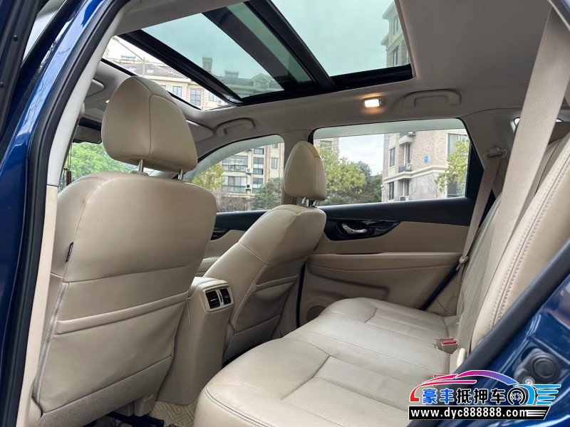 19年日产奇骏轿车抵押车出售