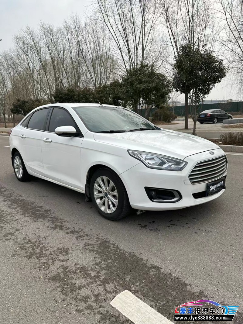 18年福特福睿斯轿车抵押车出售