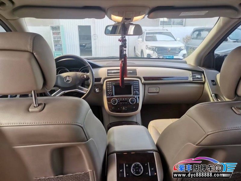 13年奔驰R级MPV抵押车出售