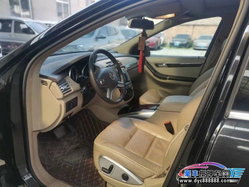 13年奔驰R级MPV抵押车出售