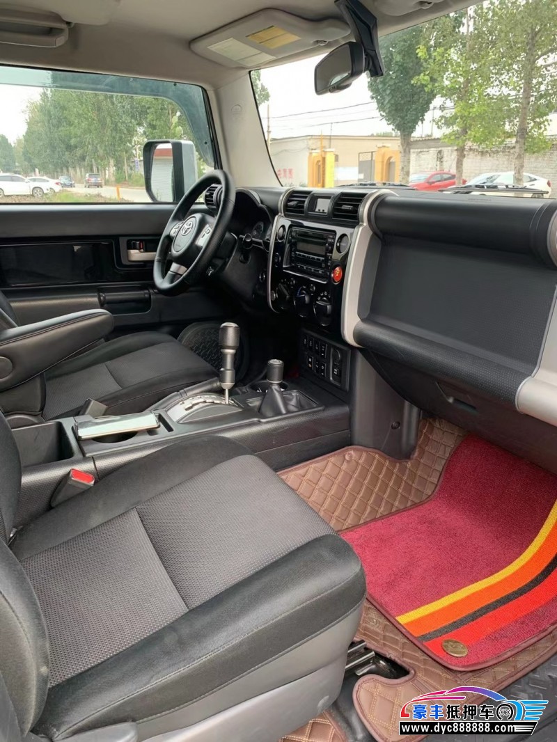 12年丰田兰德酷路泽SUV抵押车出售