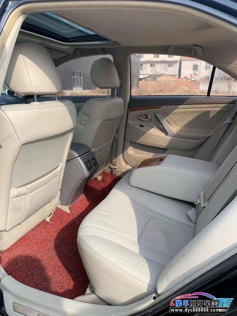 12年丰田凯美瑞轿车抵押车出售