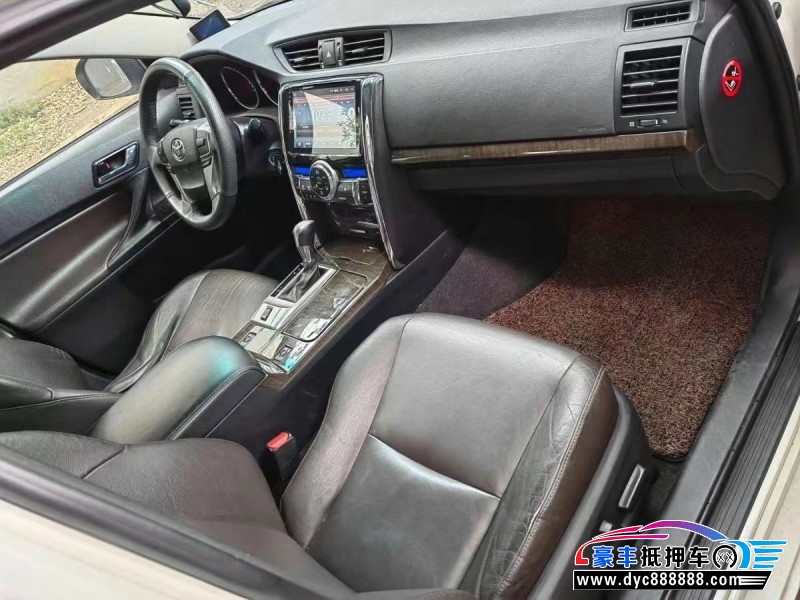 14年丰田锐志轿车抵押车出售