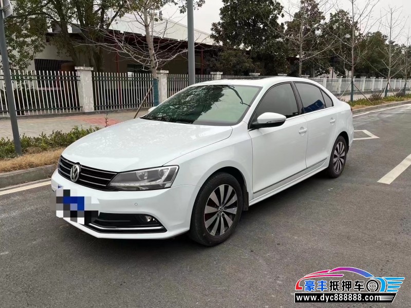 16年大众速腾轿车抵押车出售