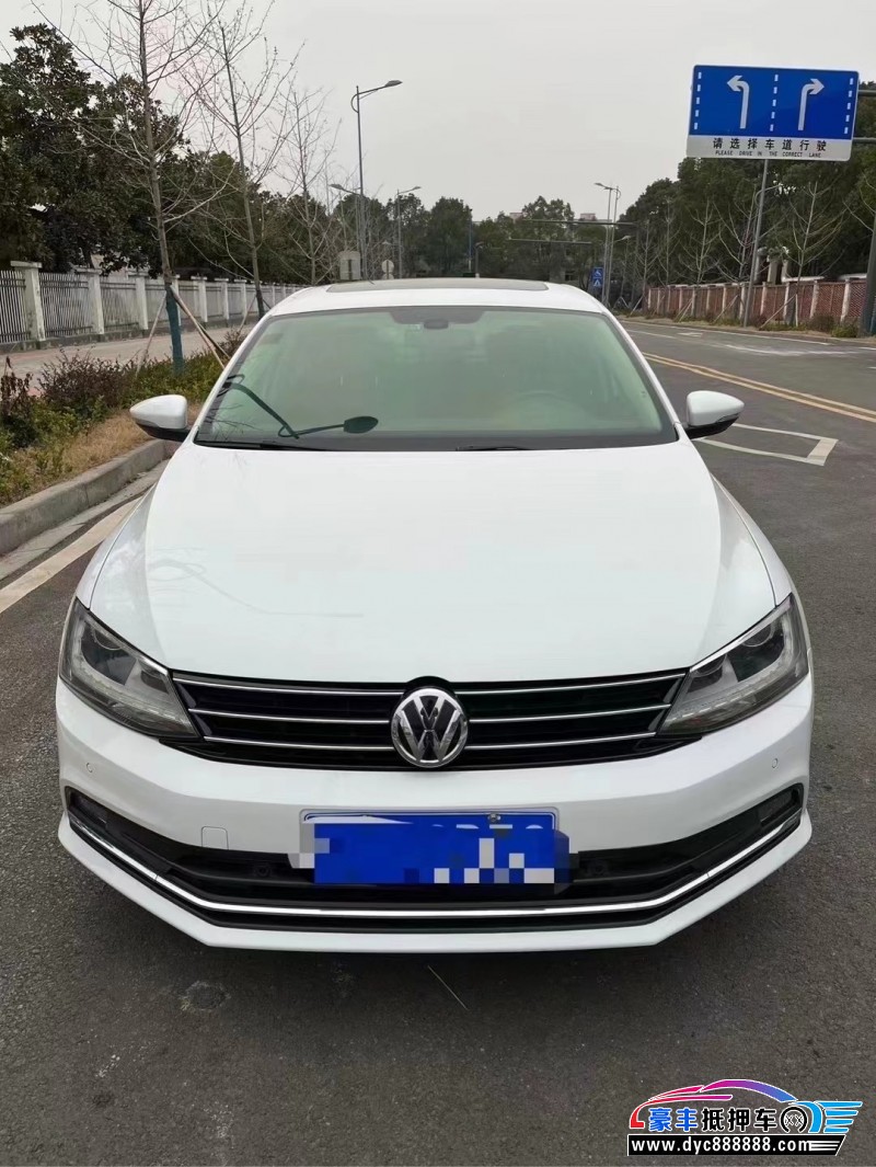 16年大众速腾轿车抵押车出售