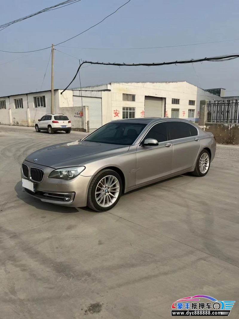 15年宝马7系轿车抵押车出售
