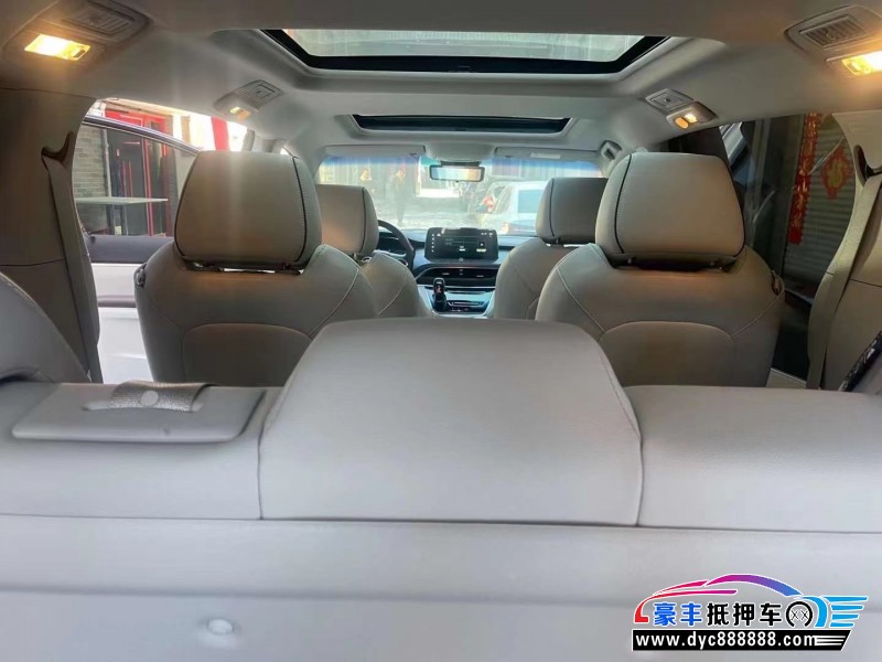 22年别克GL8MPV抵押车出售