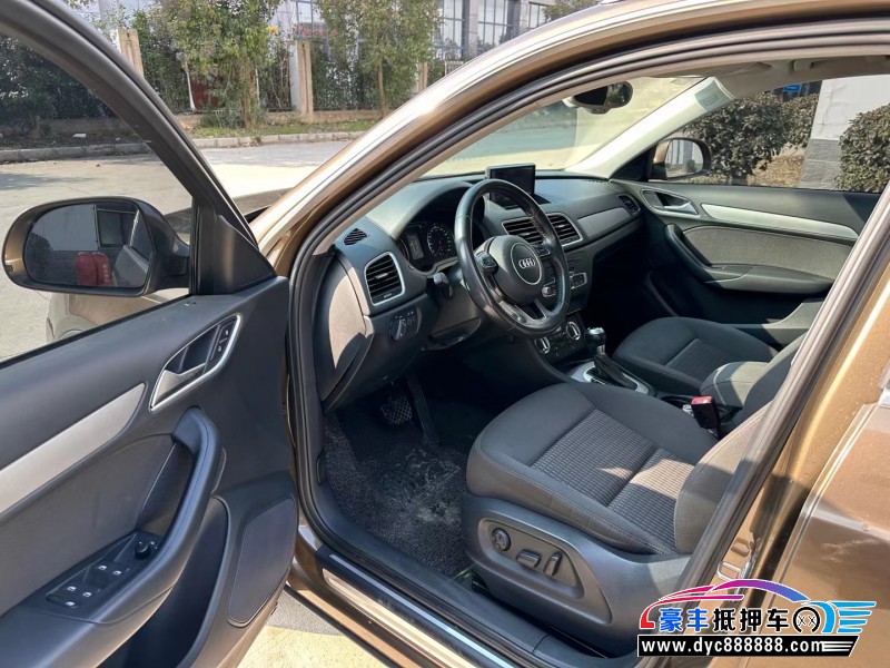 15年奥迪Q3轿车抵押车出售