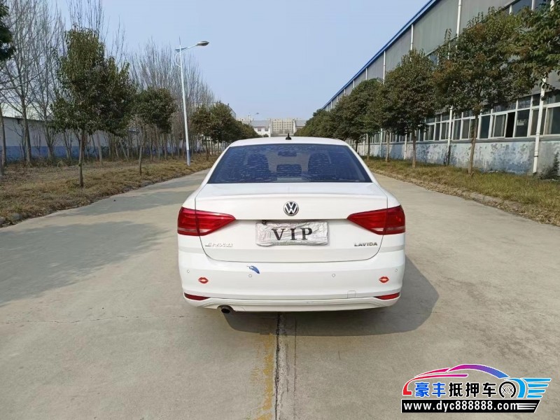 17年大众朗逸轿车抵押车出售