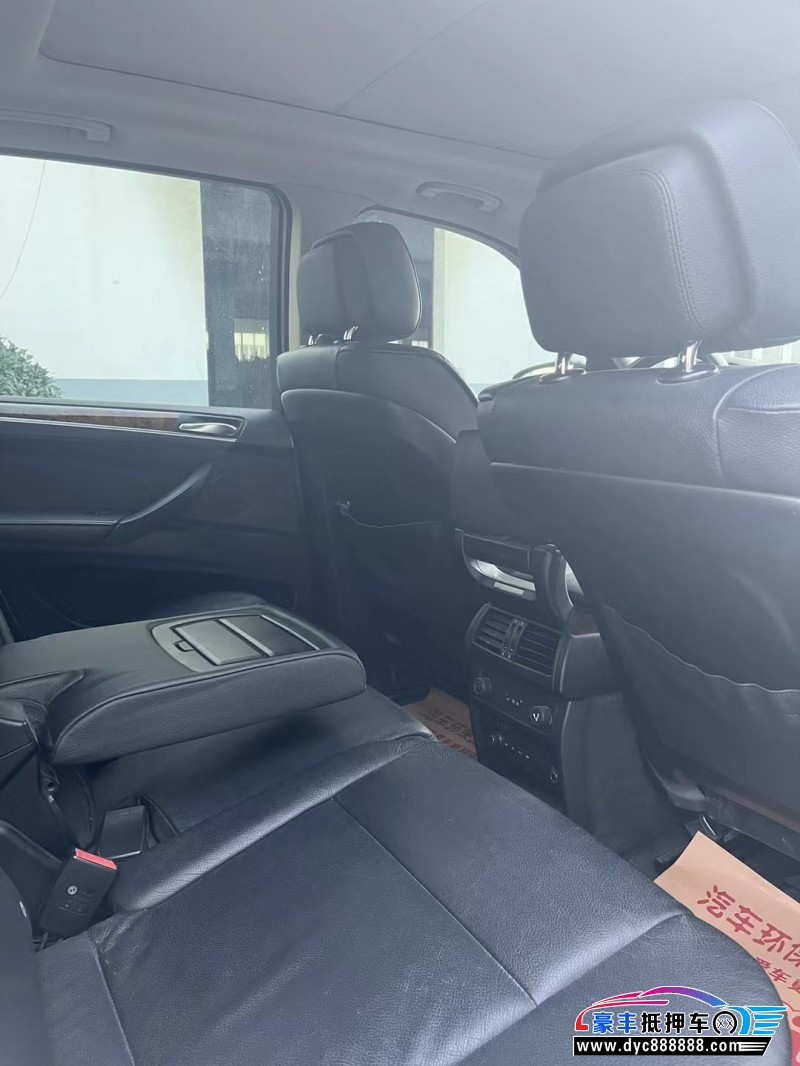 11年宝马X5轿车抵押车出售