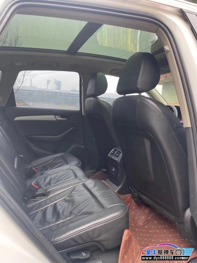 10年奥迪Q5轿车抵押车出售