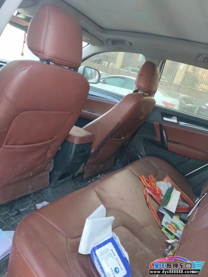 15年众泰T600SUV抵押车出售