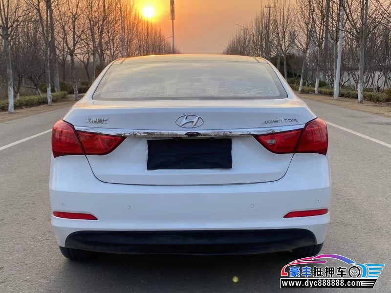 16年现代名图轿车抵押车出售