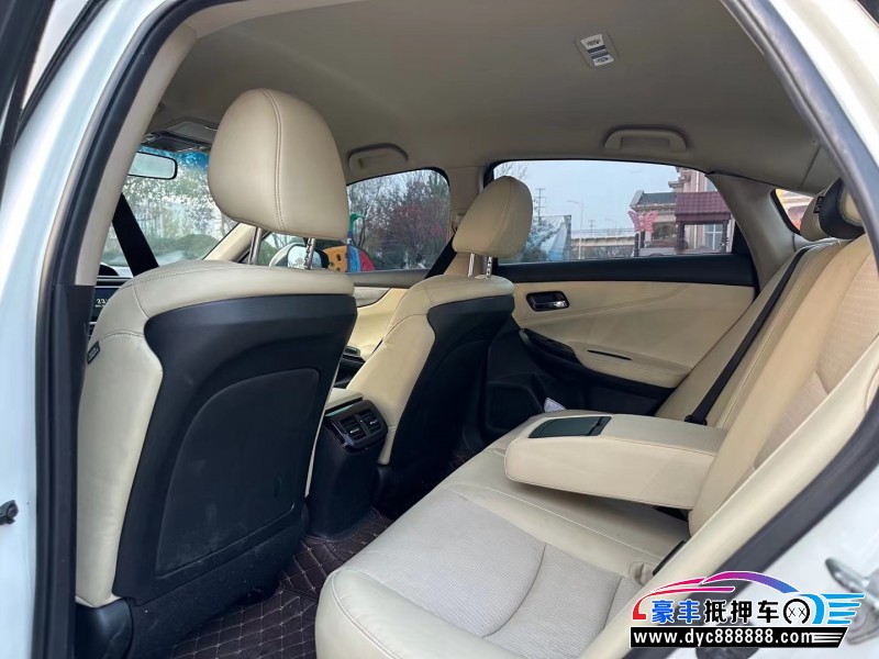 16年本田思铂睿轿车抵押车出售