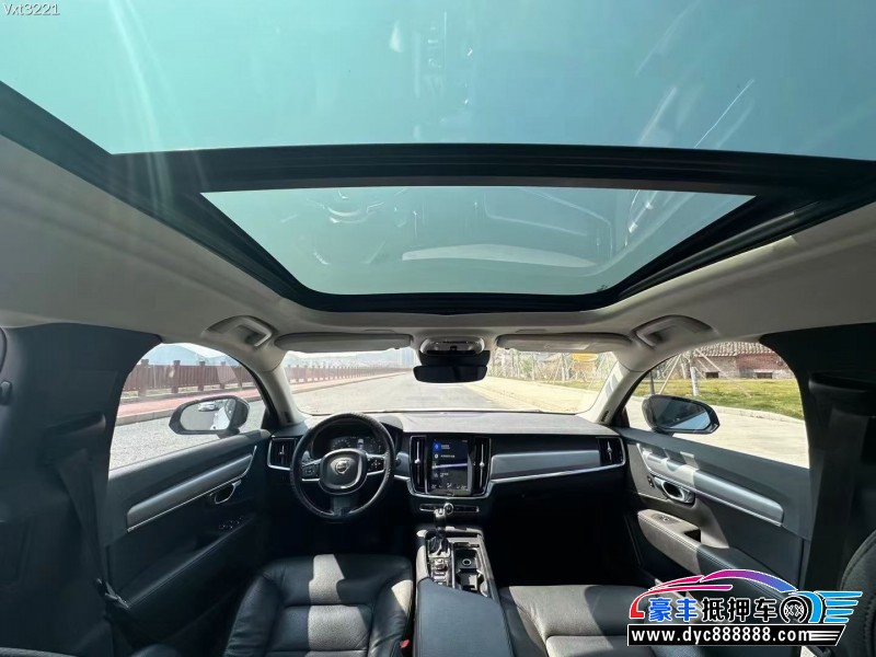 19年沃尔沃S90轿车抵押车出售