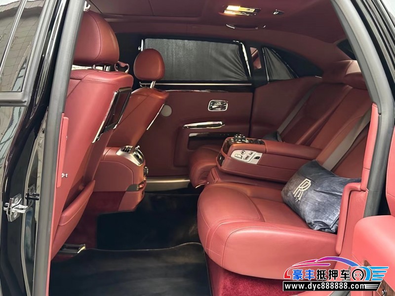 16年劳斯莱斯古斯特轿车抵押车出售