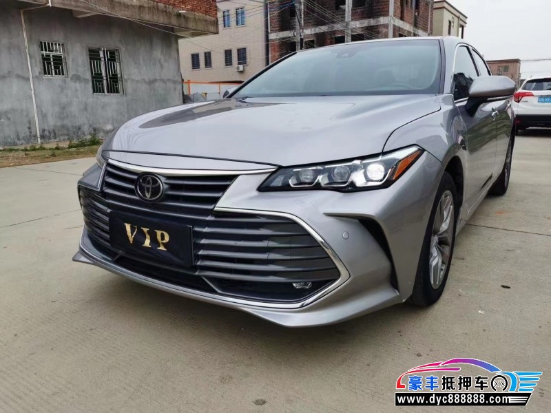 20年丰田亚洲龙轿车抵押车出售