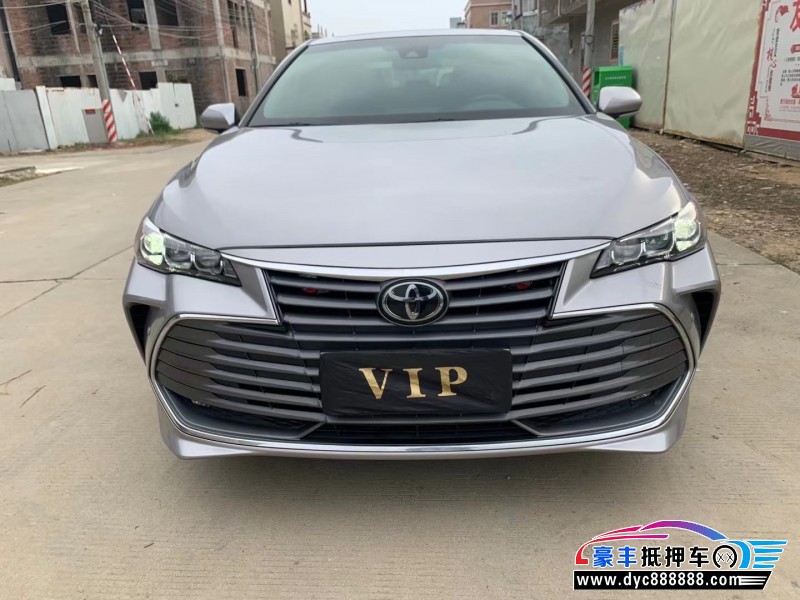 20年丰田亚洲龙轿车抵押车出售