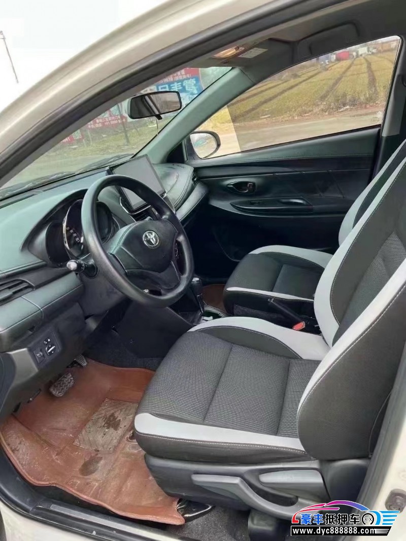 20年丰田YARiS L 致炫轿车抵押车出售