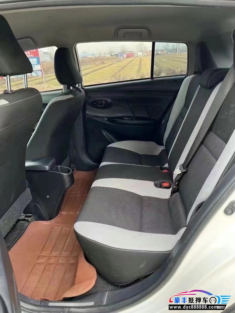 20年丰田YARiS L 致炫轿车抵押车出售