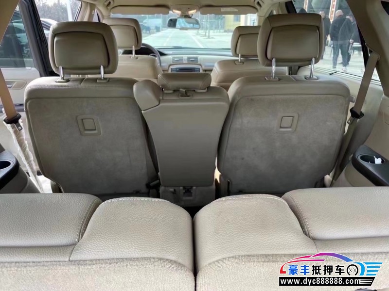 13年奔驰R轿车抵押车出售