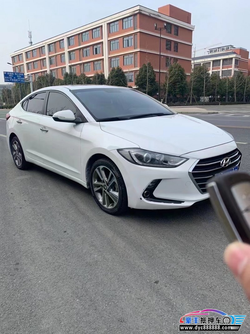 18年现代领动轿车抵押车出售