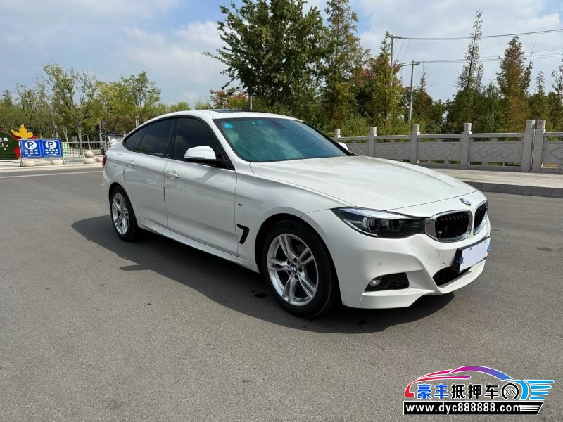 20年宝马3系轿车抵押车出售