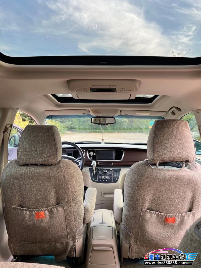 15年别克GL8轿车抵押车出售