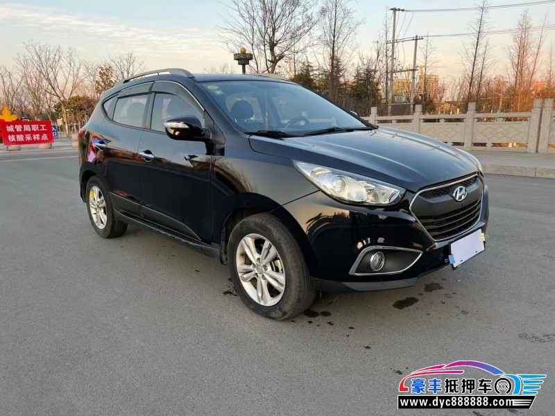 13年现代ix35SUV抵押车出售