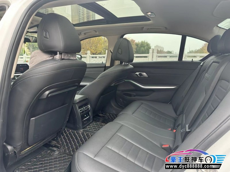 19年宝马3系轿车抵押车出售